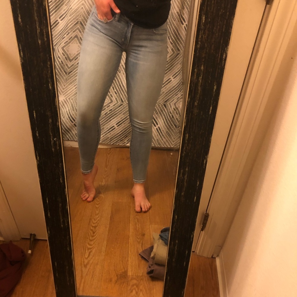 American Eagle jeans size 4